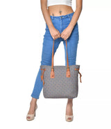 The SIGNATURE LOGO TOTE