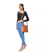 The EVERYDAY SHOULDER BAG