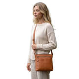 The EVERYDAY SHOULDER BAG