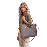 The SIGNATURE LOGO TOTE